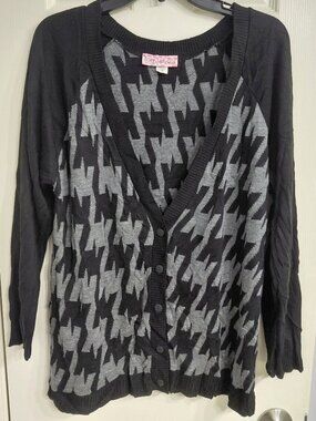 Black and Gray Houndstooth Cardigan